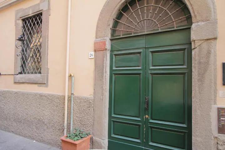 Accogliente Mansarda Nel Cuore Dell Antica Livorno Leilighet Eksteriør bilde